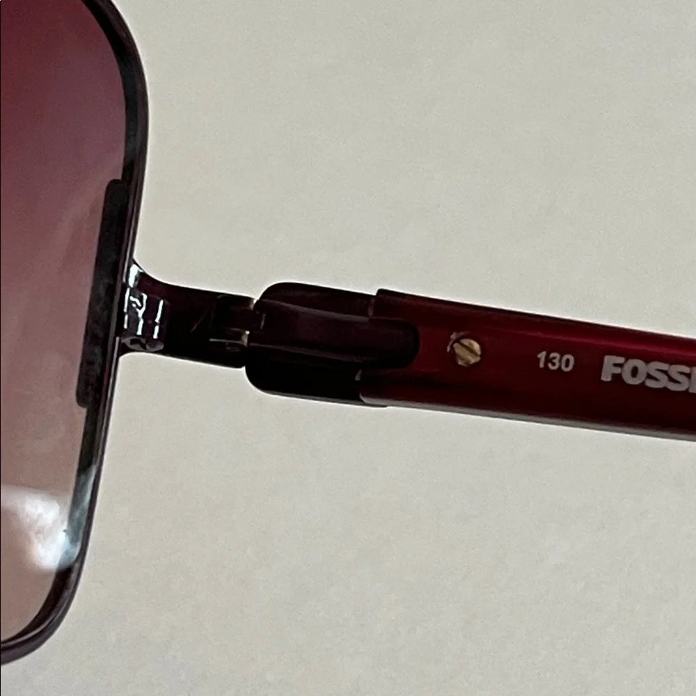 FOSSIL NWOT Addie Plum Fade 100% UV Textured Metal 56-16-130 Square Sunglass